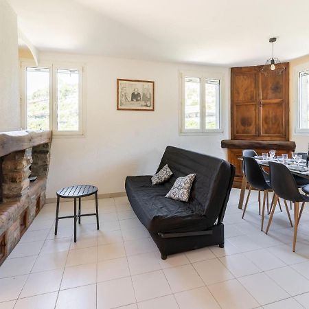 Cosy Holiday Home In Minerve With Garden ภายนอก รูปภาพ