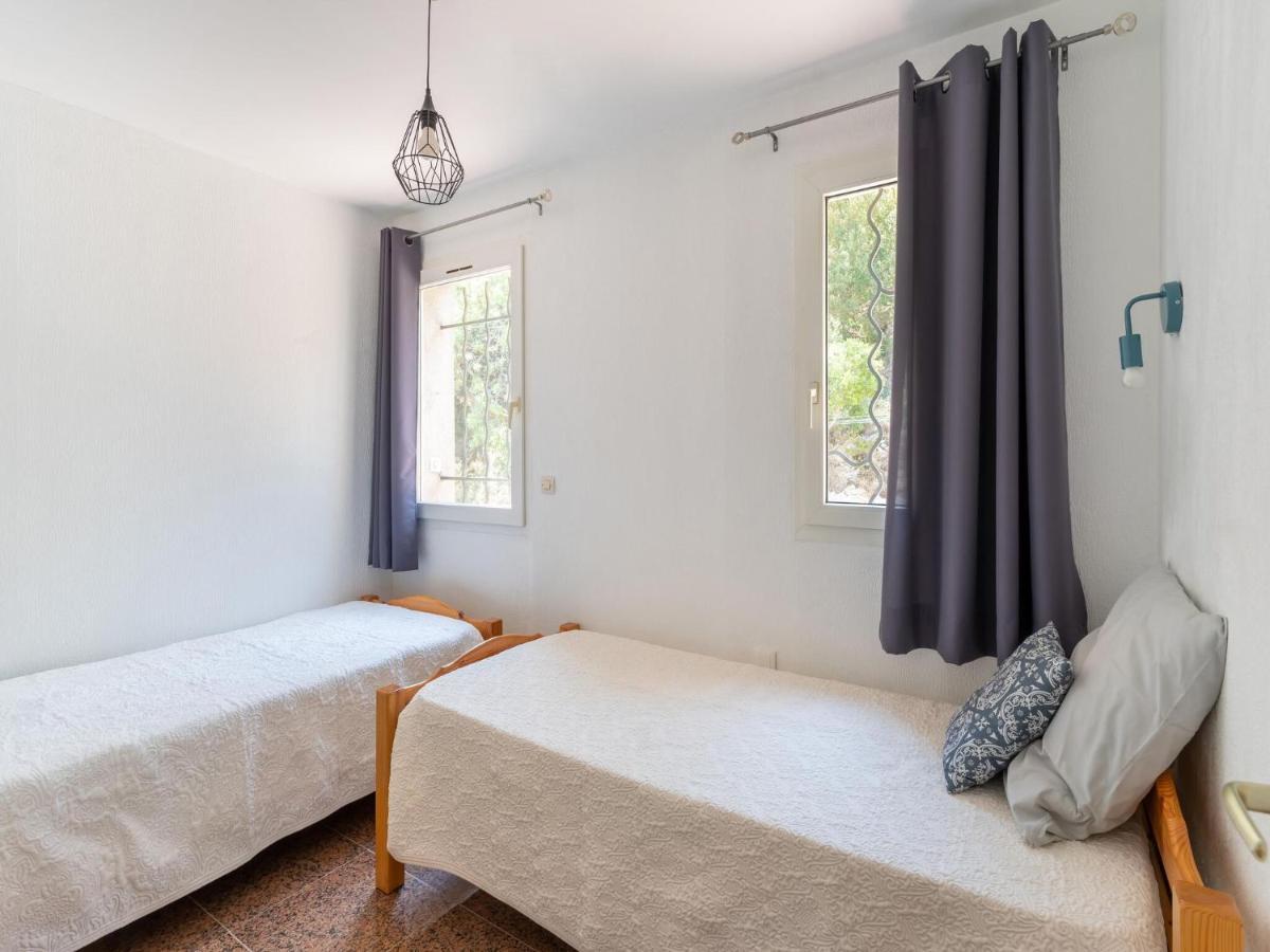 Cosy Holiday Home In Minerve With Garden ภายนอก รูปภาพ
