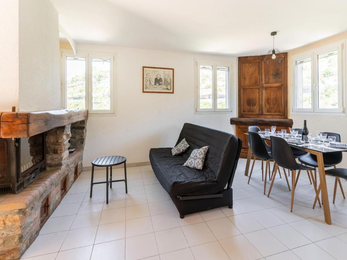 Cosy Holiday Home In Minerve With Garden ภายนอก รูปภาพ