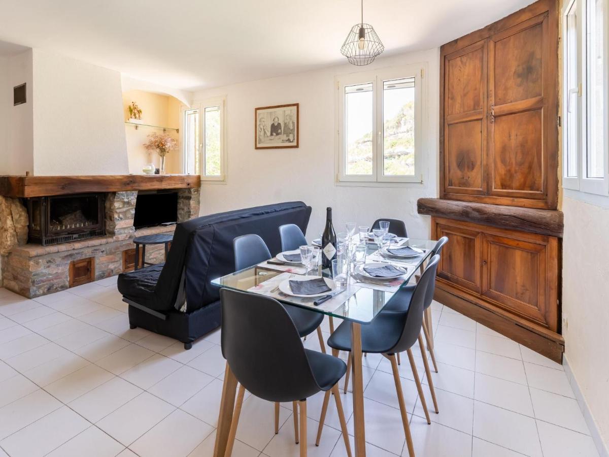 Cosy Holiday Home In Minerve With Garden ภายนอก รูปภาพ