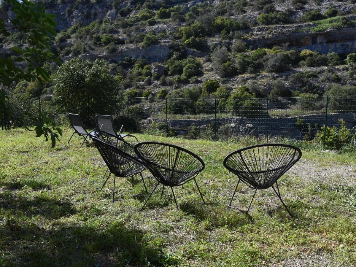 Cosy Holiday Home In Minerve With Garden ภายนอก รูปภาพ